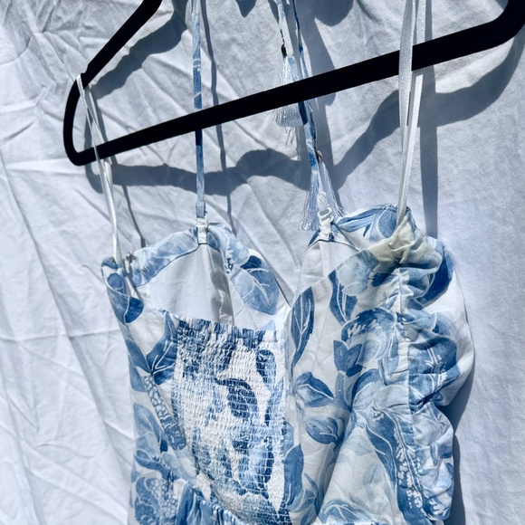 White and Blue Floral Print w Lace Trim Cotton Blend Strapless or Halter Dress - Picture 3 of 5